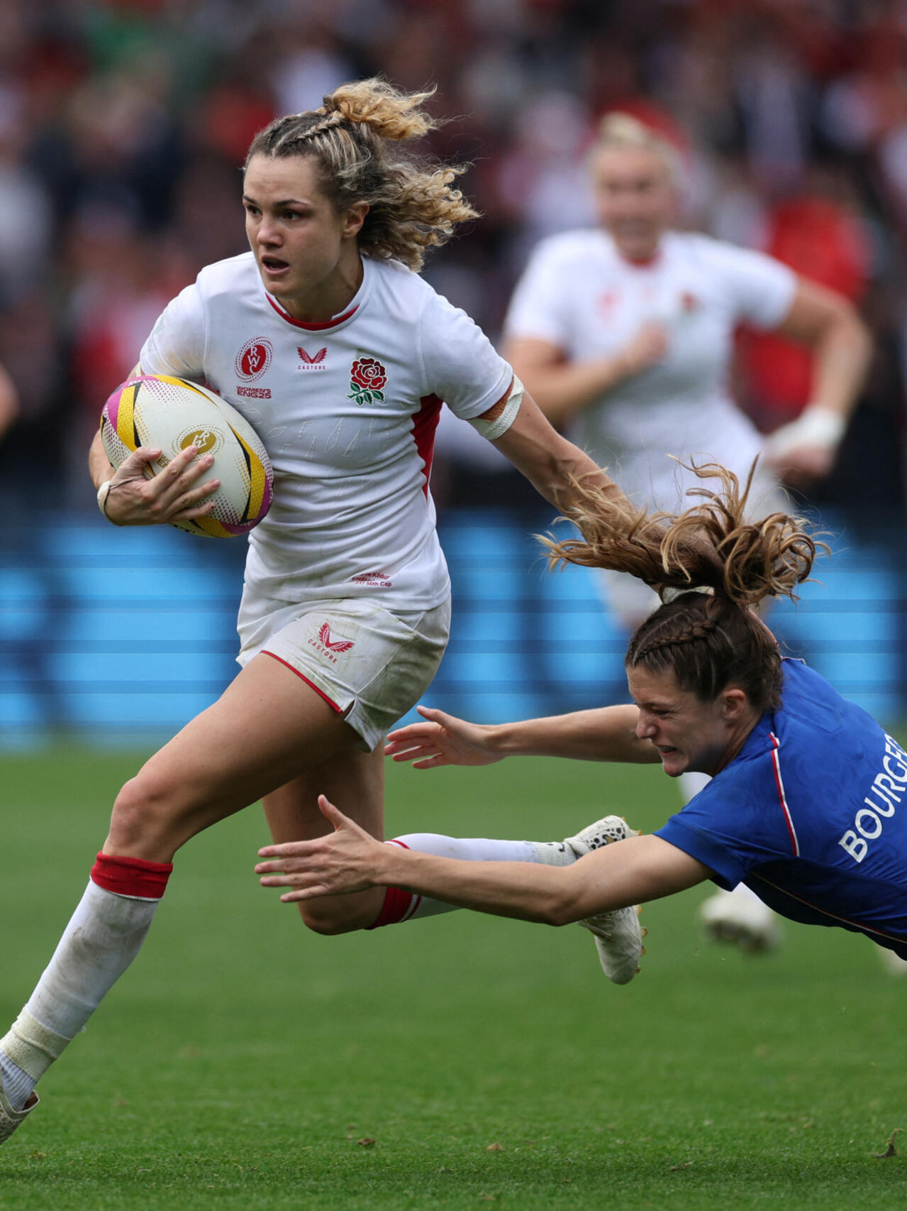découvrez les dernières actualités sur la montée et la descente dans le championnat de rugby professionnel anglais. analyse complète des enjeux et des équipes concernées.