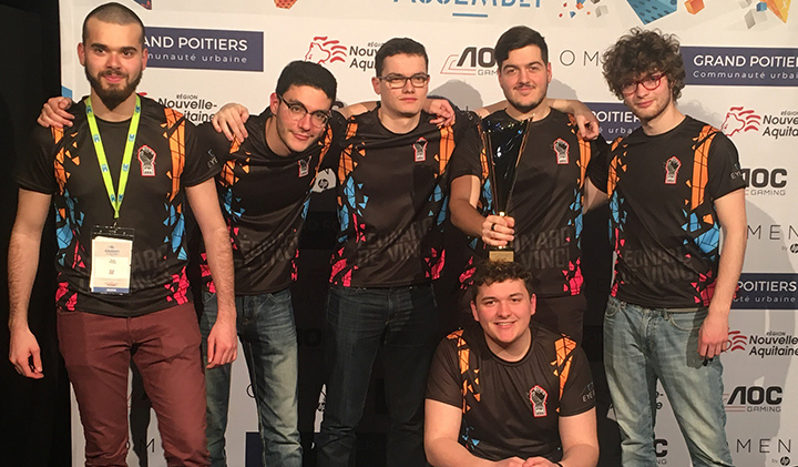 participez au tournoi esports des étudiants d'erie, une compétition dynamique réunissant les meilleurs joueurs pour des affrontements palpitants et une ambiance conviviale.