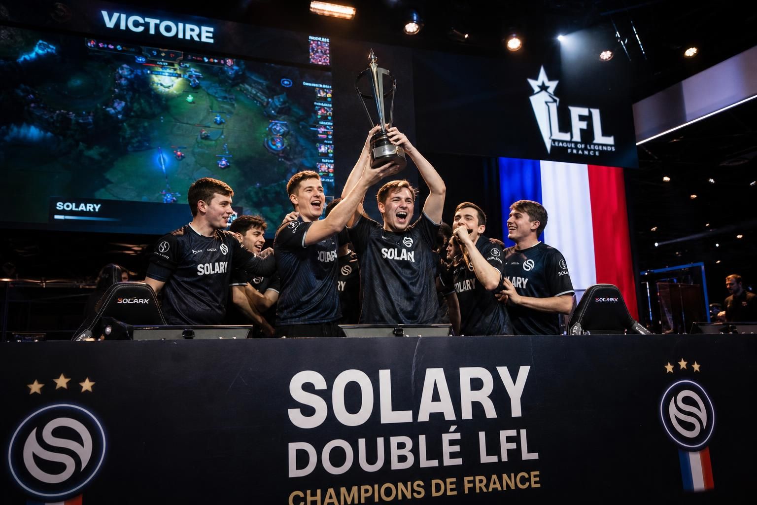 découvrez comment solary remporte un doublé consécutif en lfl, affirmant sa position au sommet de l'esport français dans league of legends.