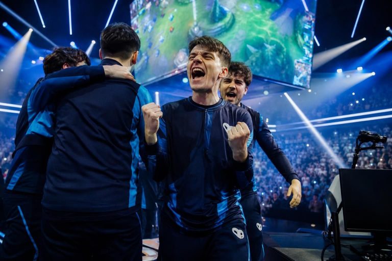 découvrez la performance historique de karmine corp lors de l'esports world championship de league of legends, un moment marquant pour l'équipe française dans le monde de l'e-sport.
